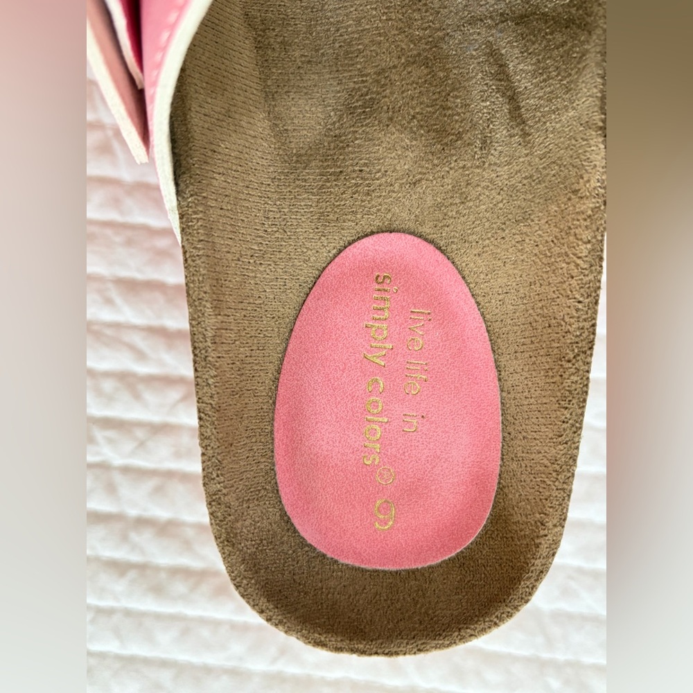 PRELOVED barely worn Simply Southern SZ 9 Pink Double-Buckle Slide Sandals - Picture 4 of 6